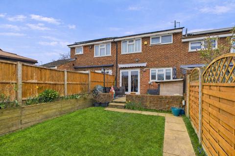 3 bedroom terraced house for sale, Glamis Close, Hemel Hempstead, HP2