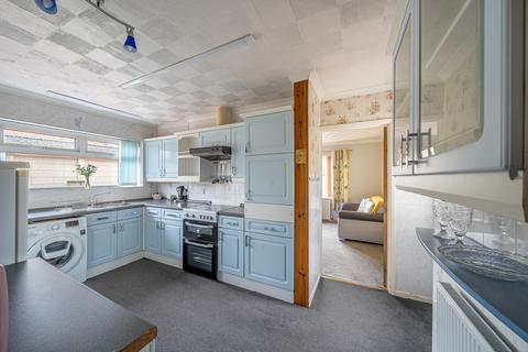 undefined, Avonmead, Haydon Wick, Swindon, SN25