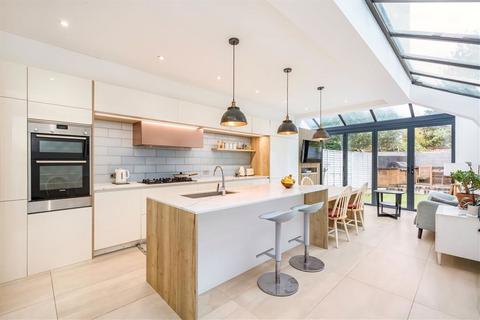 4 bedroom terraced house for sale, Crabtree Lane, London SW6
