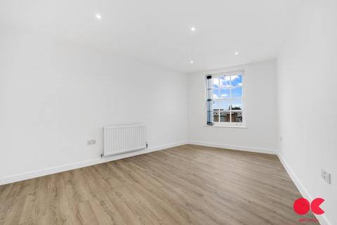 undefined, Spring Gardens, Romford RM7