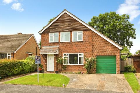 3 bedroom detached house for sale, Hopgarden Road, Tonbridge, Kent, TN10