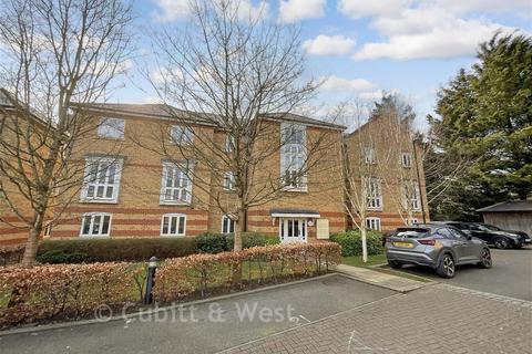 2 bedroom flat for sale, Chapman Way, Haywards Heath, West Sussex