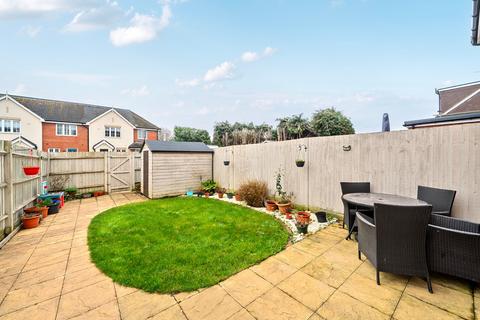 3 bedroom terraced house for sale, Binfield Road, Surrey KT14
