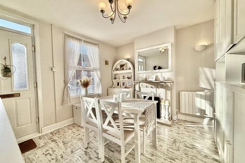 2 bedroom terraced house for sale, Henslow Road, Ipswich IP4