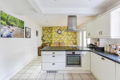 3 bedroom semi-detached house for sale, Edinburgh Road, Wellingborough