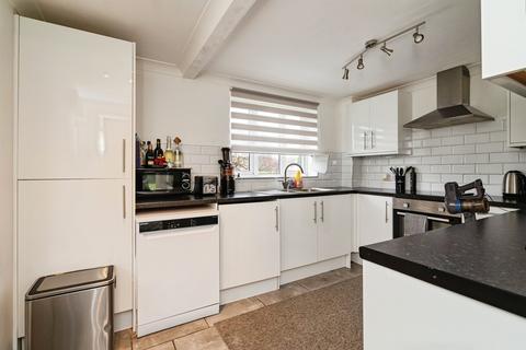 2 bedroom terraced house for sale, Thistle Close, Thetford