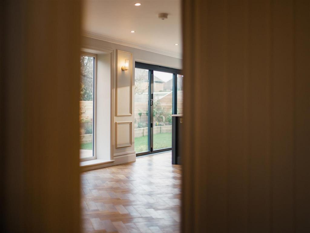 Interior55.jpg