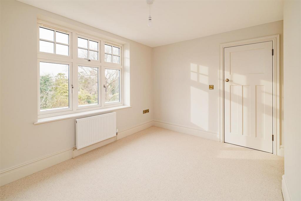 Interior26.jpg