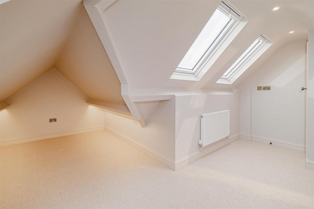 Interior37.jpg