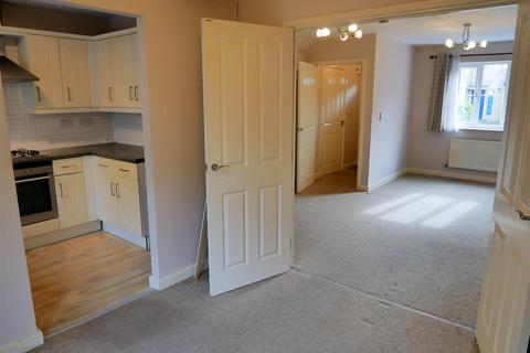 3 bedroom semi-detached house for sale, Minnow Close, Calne