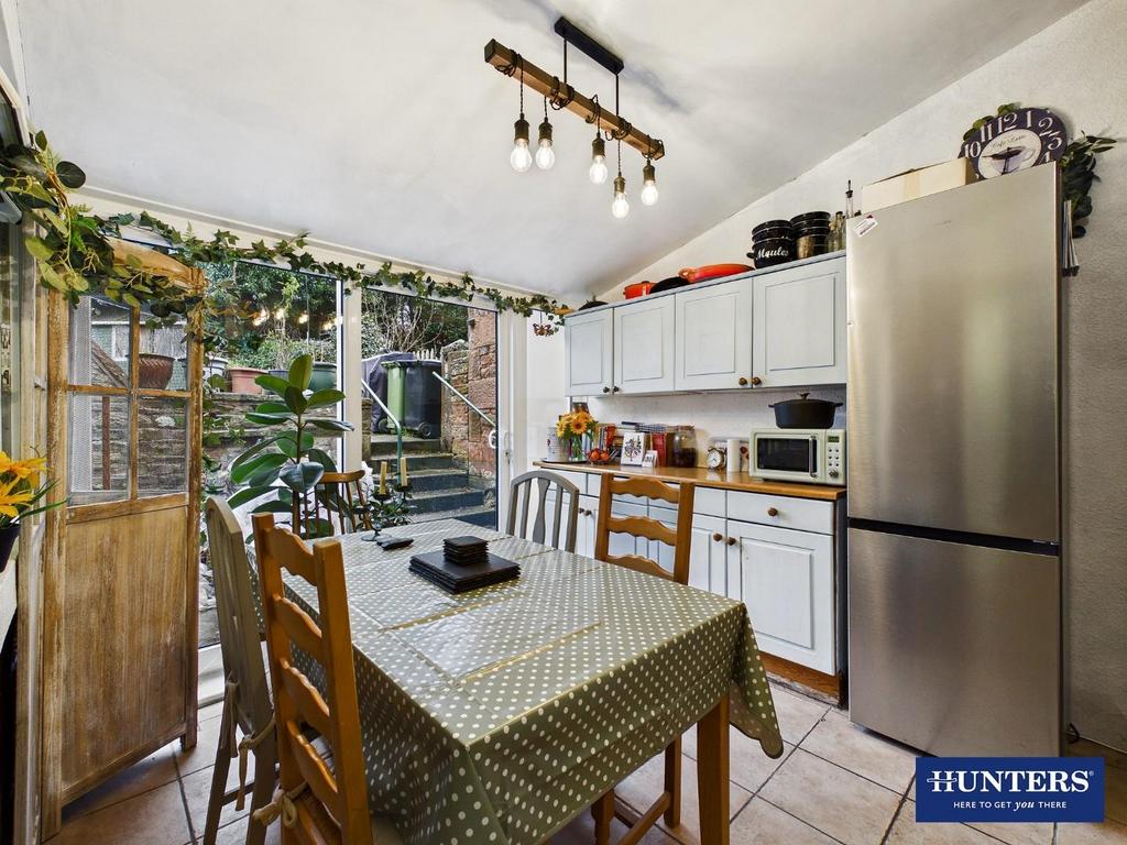 Garden/Dining Room