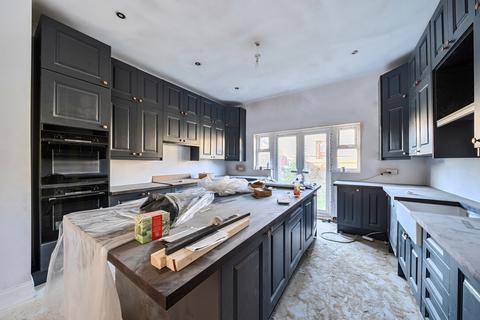 5 bedroom semi-detached house for sale, Welholme Road, Grimsby, Lincolnshire, DN32