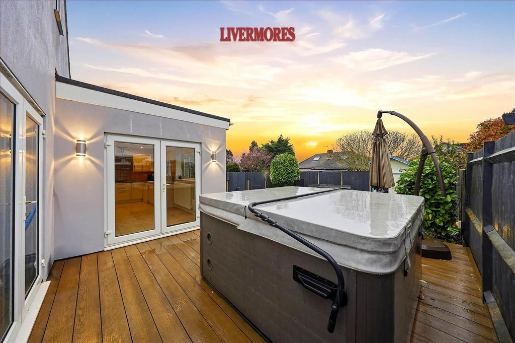 Hot Tub dusk.jpg