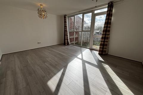 3 bedroom house to rent, Simmons Drive, Birmingham, B32