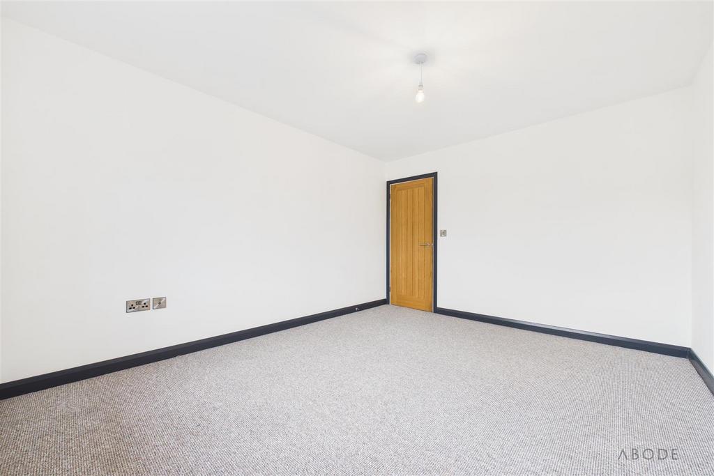 CAM03473 G0-PR0584-STILL027.jpg