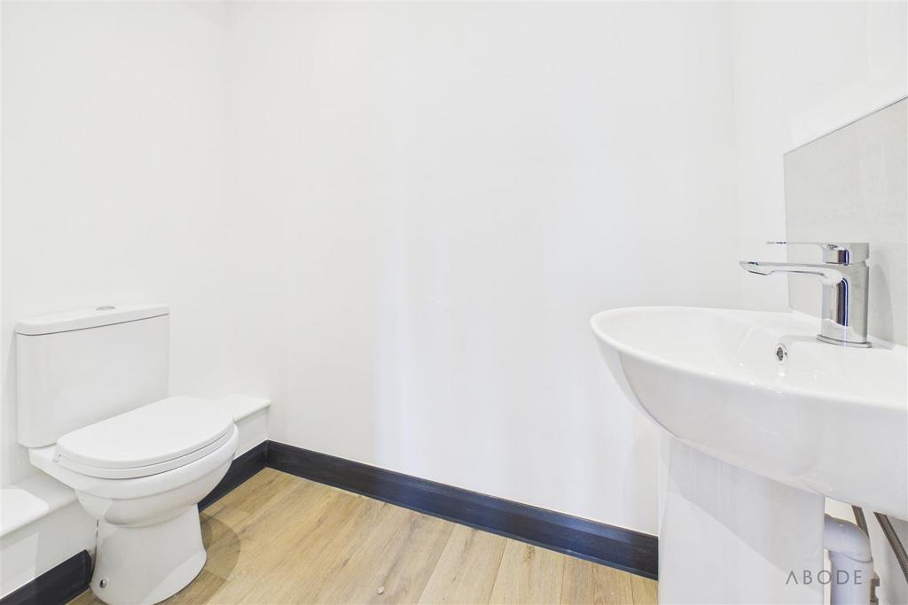 CAM03473 G0-PR0583-STILL013.jpg