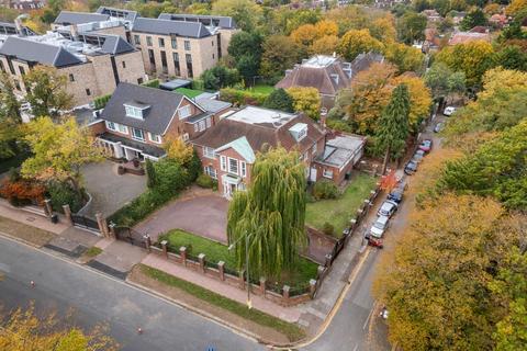 undefined, The Bishops Avenue, London N2