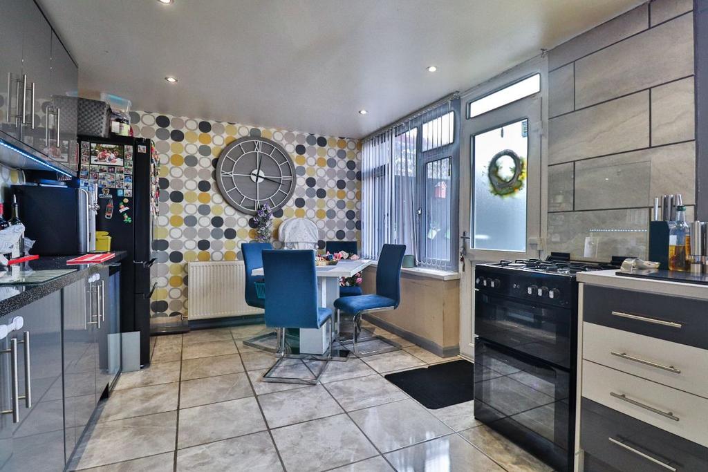 Kitchen/diner II