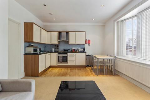 1 bedroom apartment for sale, Rosslyn Hill, Hampstead, London, NW3
