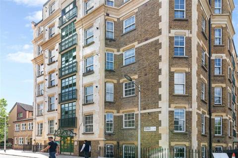undefined, Tooley Street, London SE1