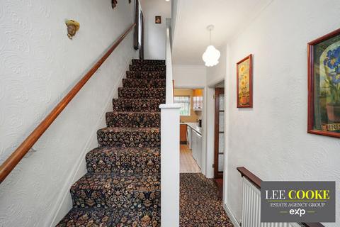 2 bedroom semi-detached house for sale, Baylis Avenue, Wolverhampton WV11