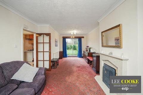 2 bedroom semi-detached house for sale, Baylis Avenue, Wolverhampton WV11