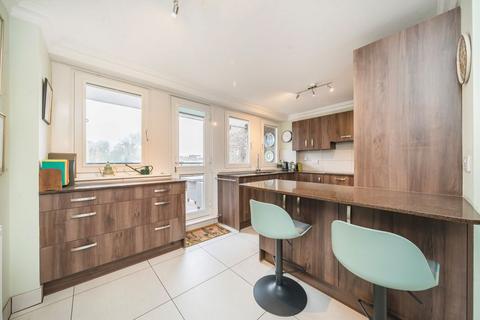 3 bedroom maisonette for sale, Justin Close, Brentford TW8