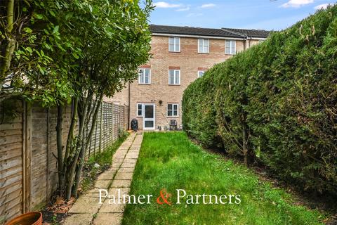 4 bedroom house for sale, Rookes Crescent, Essex CM1