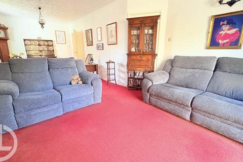 undefined, Longmead, Letchworth Garden City, SG6 4HP