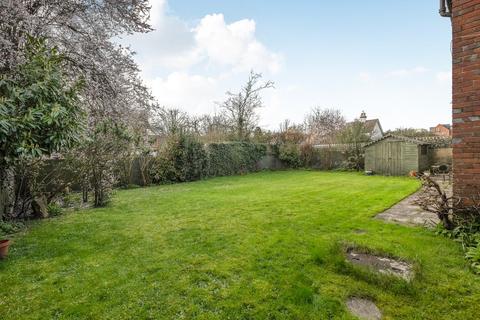 4 bedroom detached house for sale, Catherine Road, Newbury, RG14