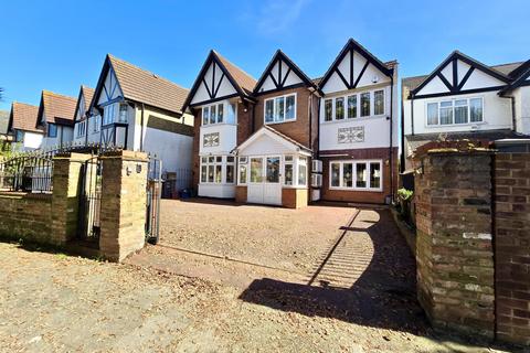 undefined, Jersey Road, Hounslow, Greater London, TW5