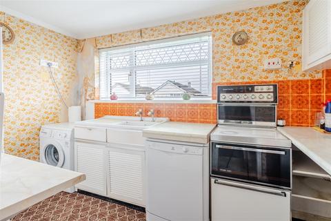 3 bedroom detached house for sale, Three bedroom detached house with fantastic potential in the village of Yatton