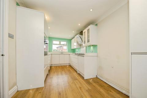 4 bedroom detached house for sale, Turner Road, Colchester