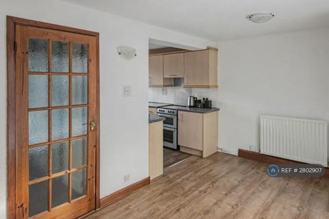 2 bedroom end of terrace house to rent, Pilgrims Way, Andover, SP10