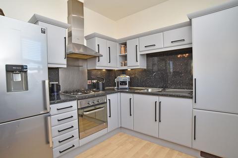 2 bedroom flat for sale, Commercial Street, Harrogate, HG1