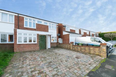undefined, Angus Close, Chessington, KT9