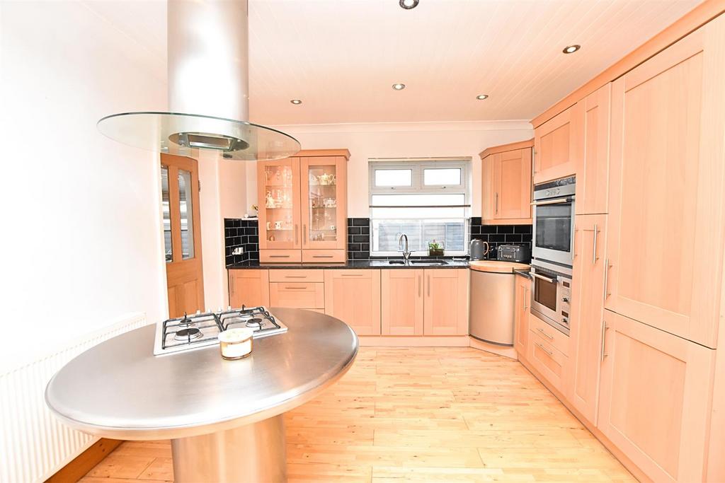Kitchen area