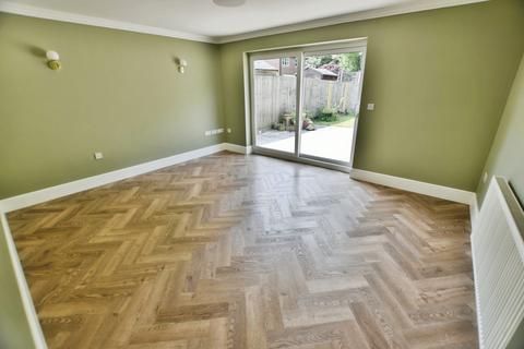 undefined, Rhuddlan Road, Acrefair, LL14