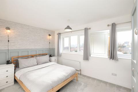 3 bedroom detached house for sale, Nottingham Drive, Chesterfield S42