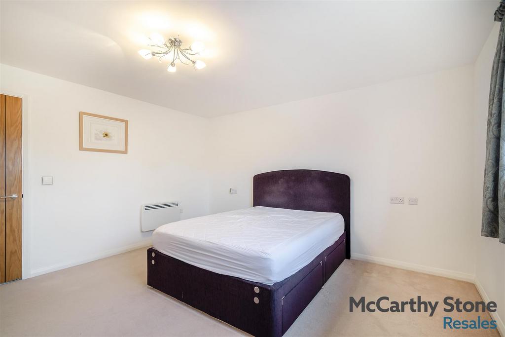 8681485-interior03.jpg