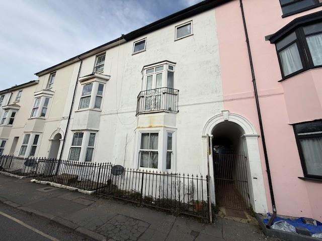 8 Western Road 13.jpg