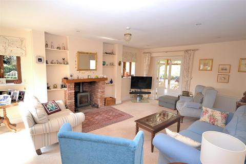 4 bedroom detached bungalow for sale, Redbridge Road, Crossways, Dorchester