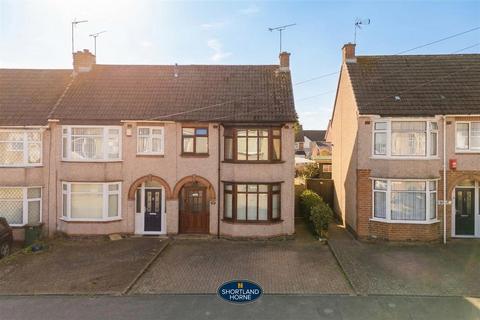 3 bedroom end of terrace house to rent, Erithway Road, Coventry CV3