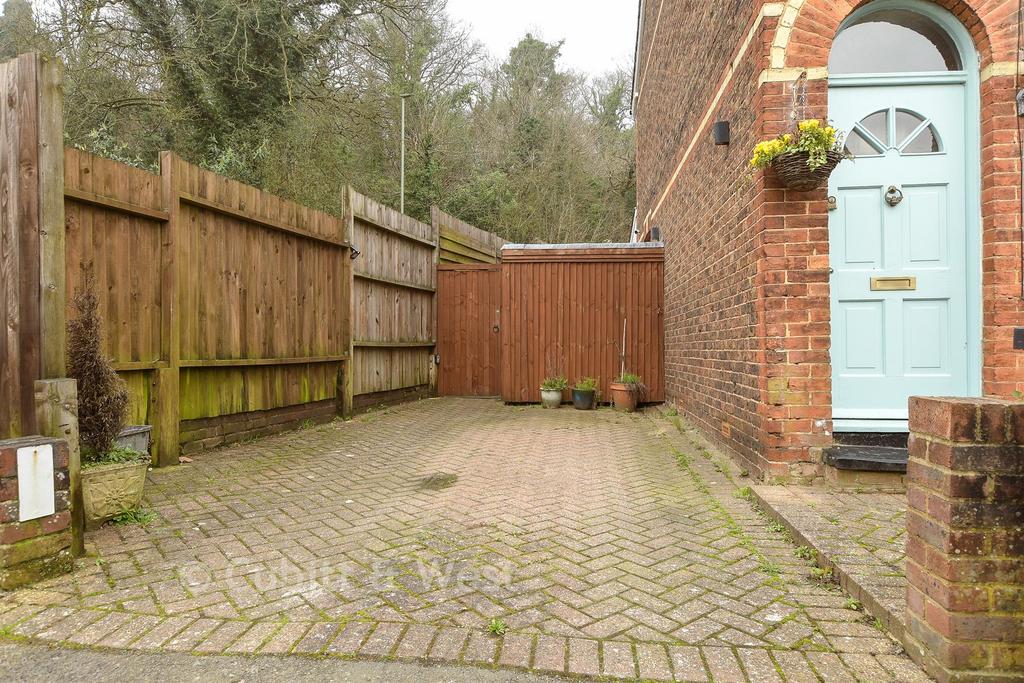 Driveway/Parking