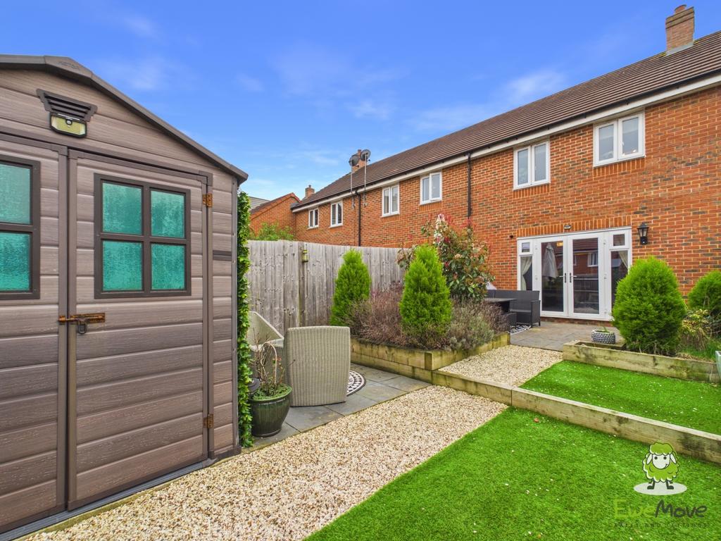 Ewe Move Estate Agents Basingstoke - Bye Crescent