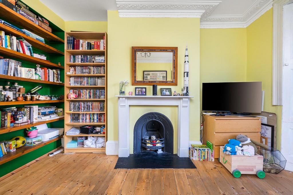 21 Dean Lane 2.jpg