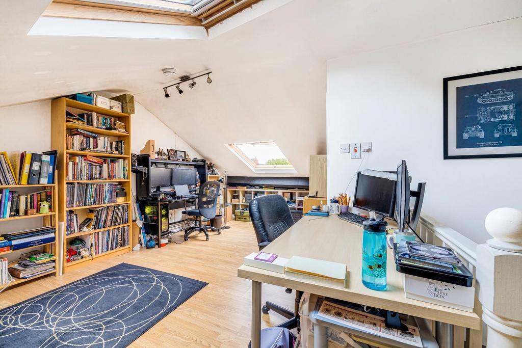 21 Dean Lane 17.jpg
