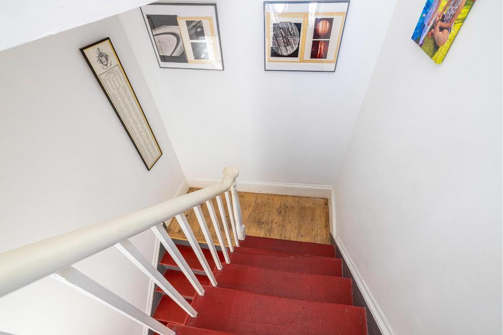 21 Dean Lane 7.jpg