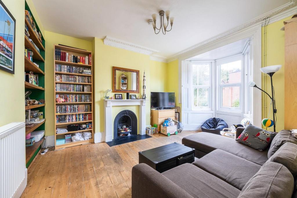 21 Dean Lane 3.jpg