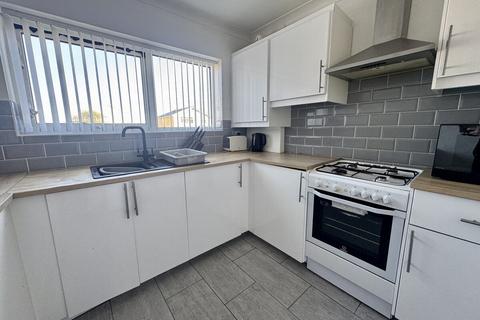 2 bedroom semi-detached bungalow for sale, Lon Gardener, Valley, Anglesey, LL65